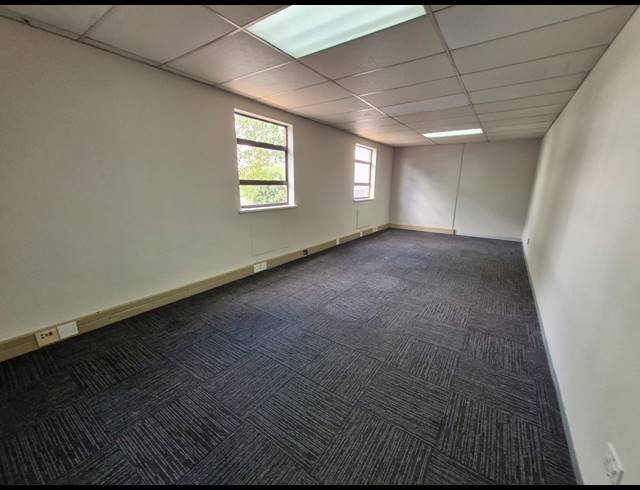 286M² OFFICE TO LET IN BARDENE